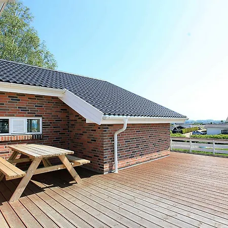 Panoramic Retreat In Hejlsminde - By Traum Holiday home *