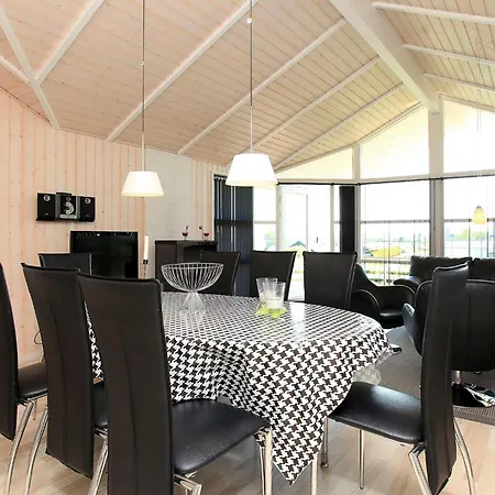 Panoramic Retreat In Hejlsminde - By Traum Hejls